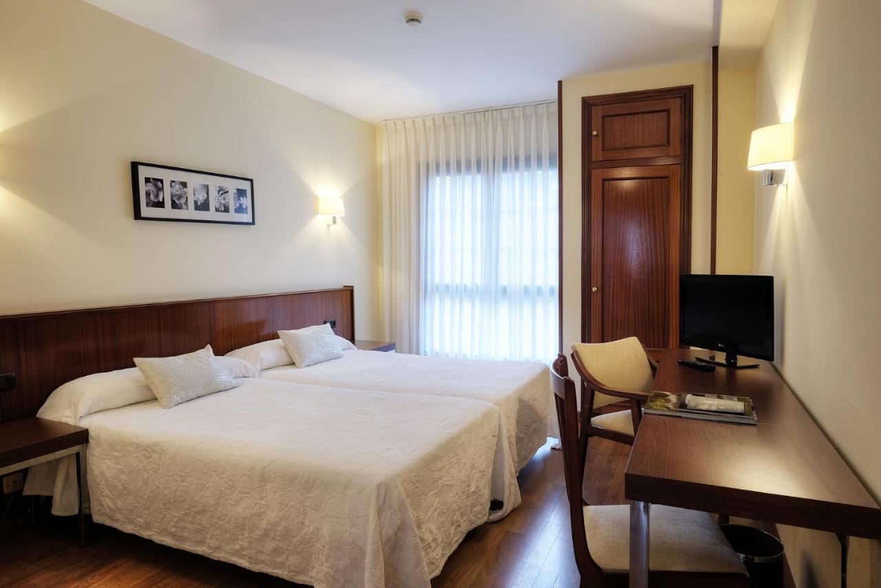 נאביה Hotel Y Apartamentos Arias חדר תמונה